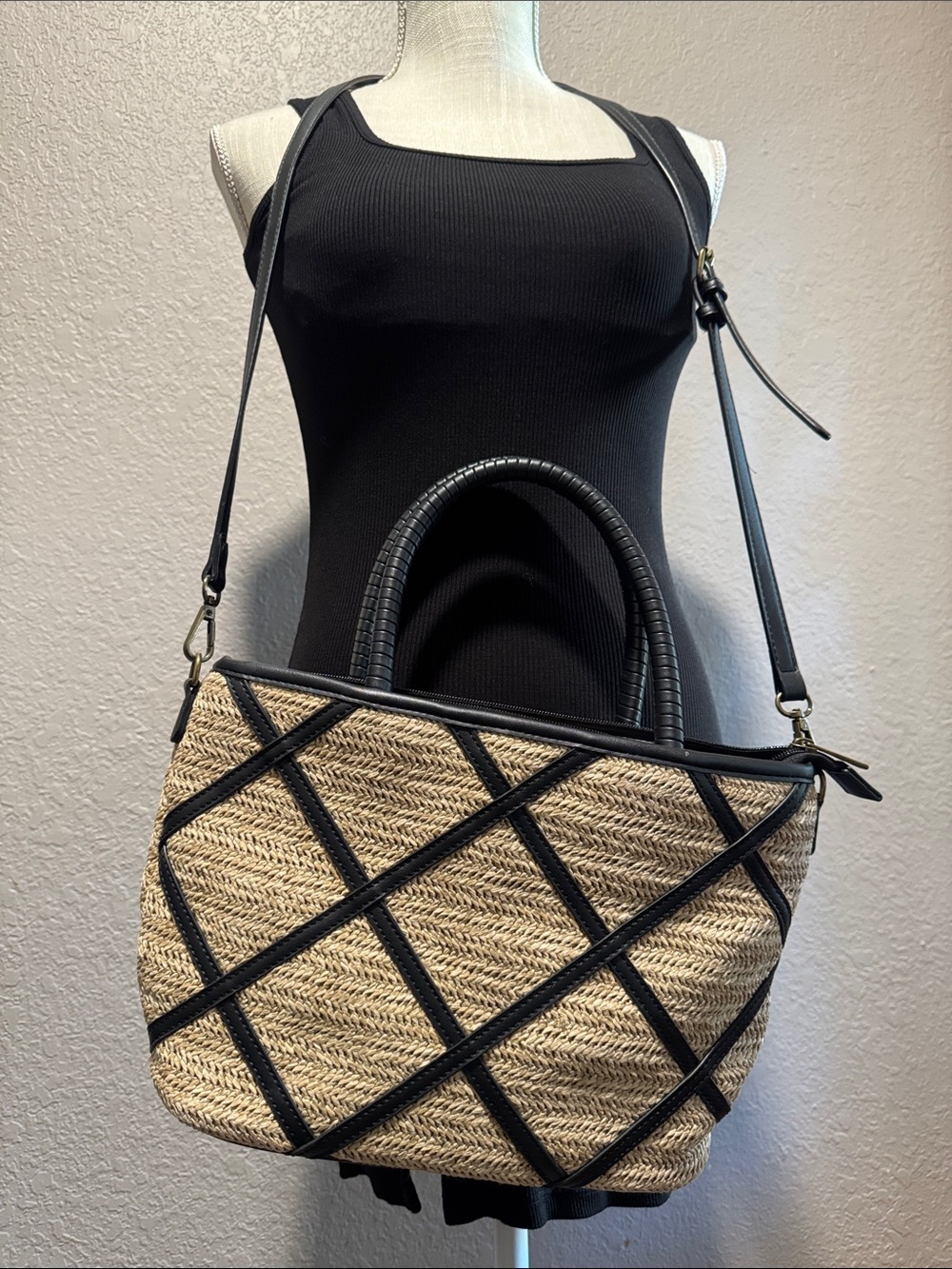 Crossi Woven Straw Tote Bag with Black Trim and Adjustable Strap
